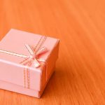 Quel cadeau offrir à une femme pour célébrer un anniversaire de mariage ?