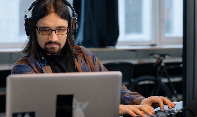 informaticien homme pro