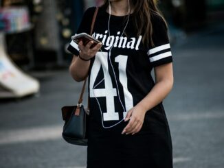 woman in black shirt