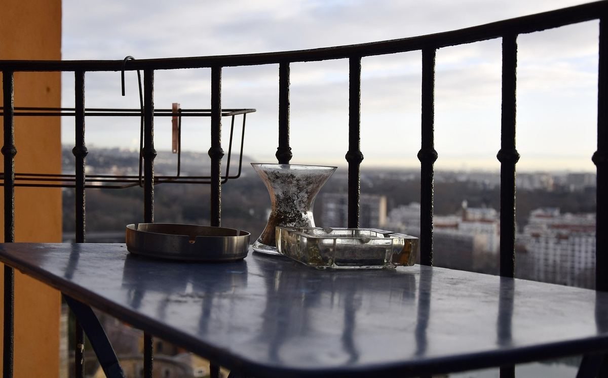 Aménager un balcon de moins de 5 m² sans l'encombrer